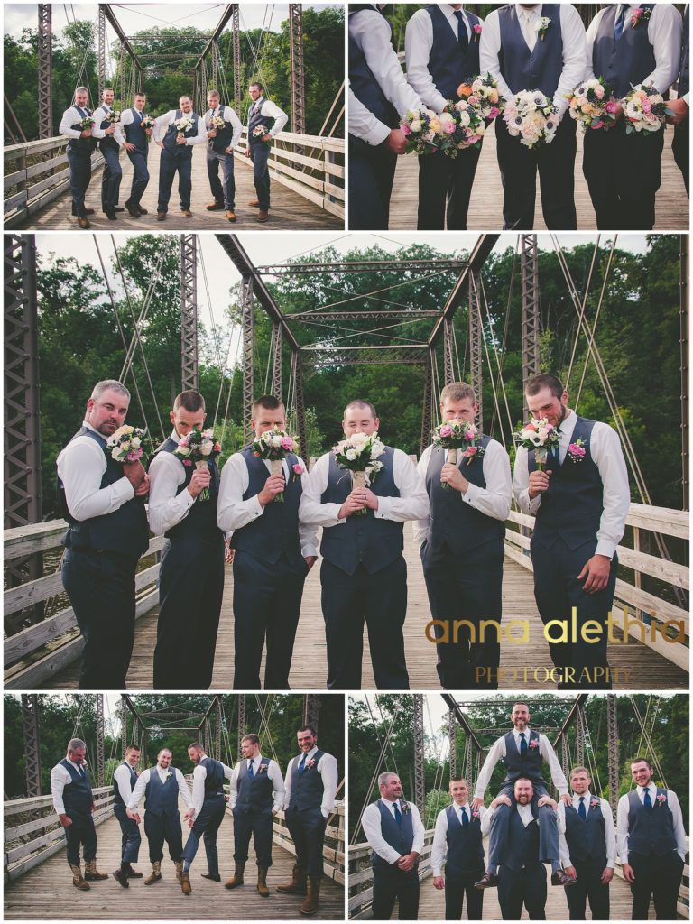 groomsmen funny wedding photos columbus wi 