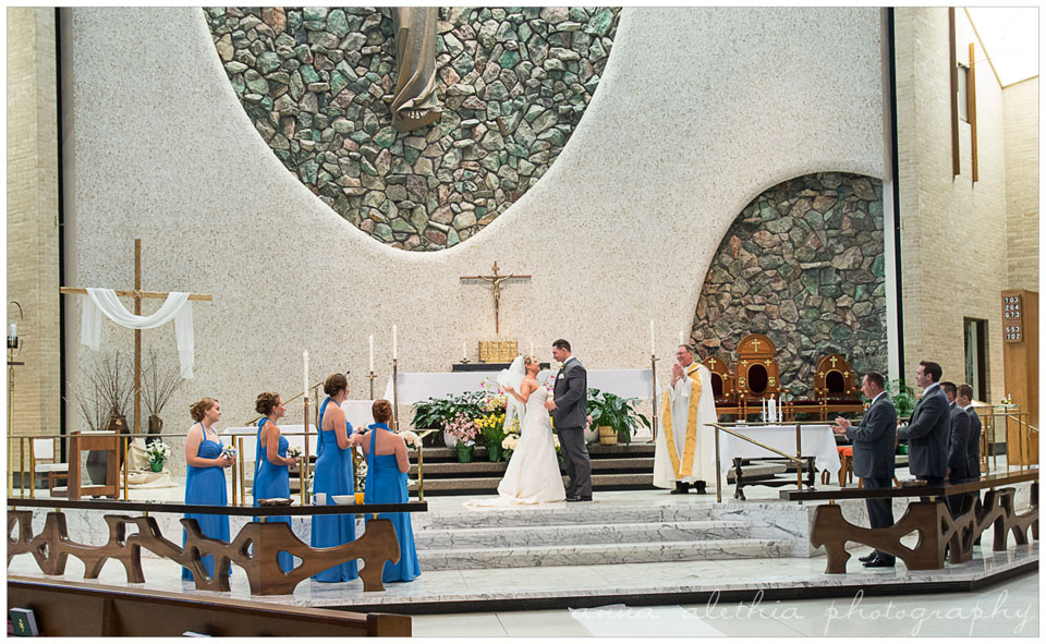 St. Veronica's Milwaukee WI Wedding Photography