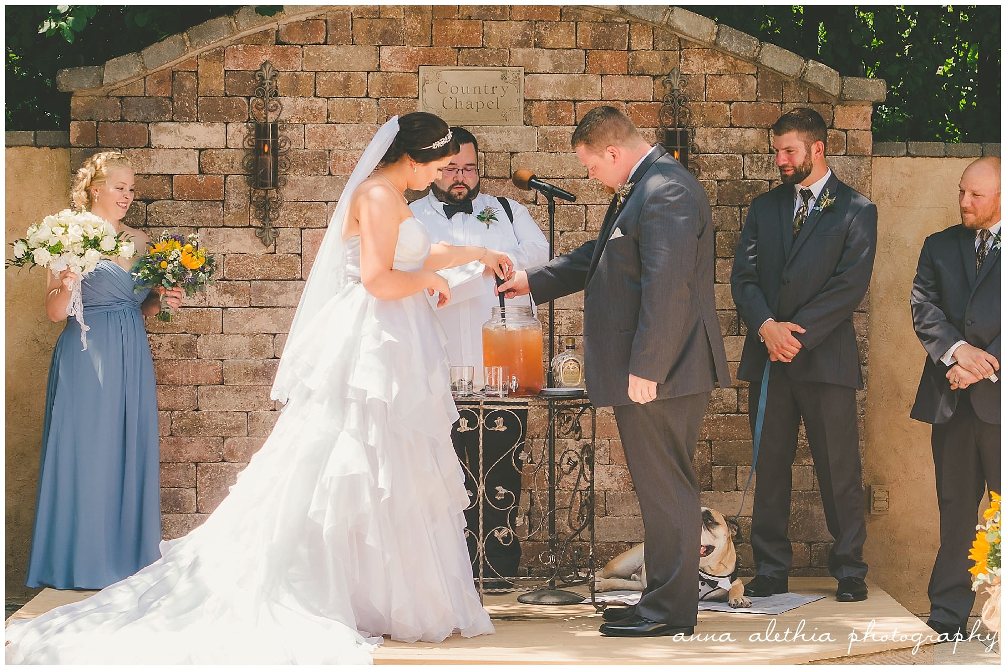 Country Chapel Appleton WI Wedding Photos